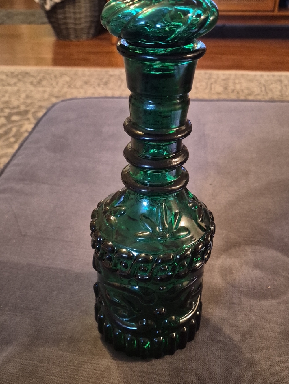 Vintage Emerald Green Decorative Jim Beam ‎  Glass Decanter Bottle "Empty"